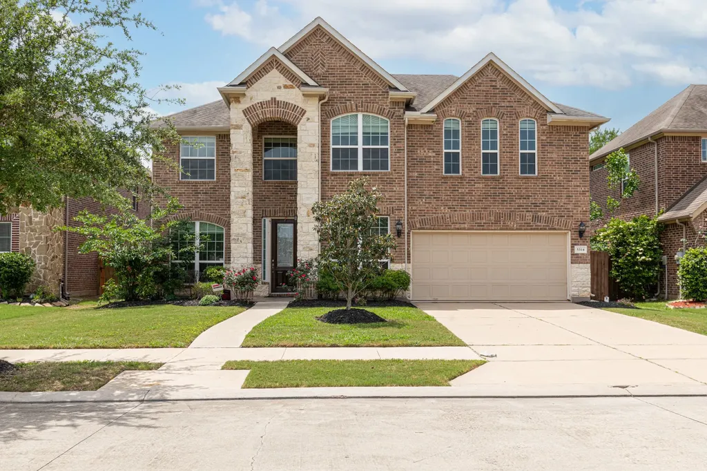 5314 Belle Manor Lane Sugar Land TX 77479