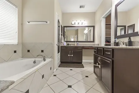 5314 Belle Manor Lane Sugar Land TX 77479