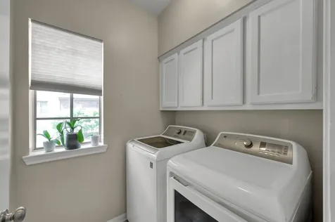 2 S Duskwood Place The Woodlands TX 77381