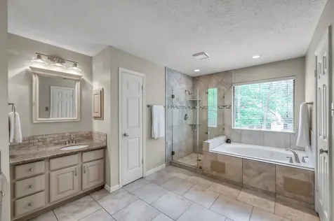 2 S Duskwood Place The Woodlands TX 77381