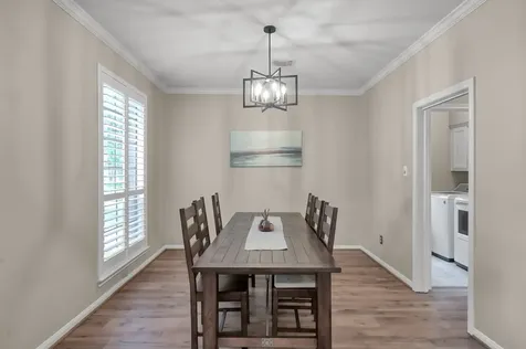 2 S Duskwood Place The Woodlands TX 77381