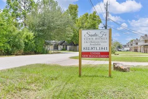 4510 Avenue L 1 Santa Fe TX 77510
