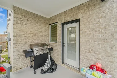 7834 Swooping Swallow Lane Katy TX 77493