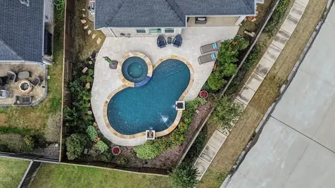 6523 Redwing Court Katy TX 77493