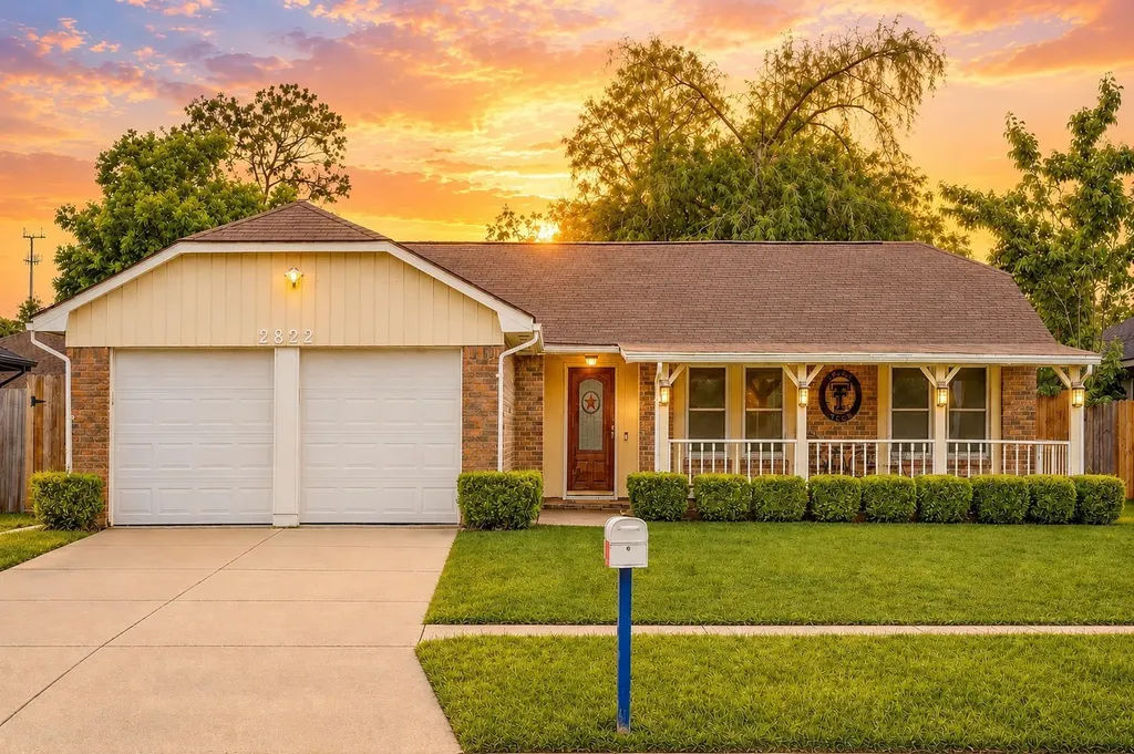 2822 Virginia Colony Drive Webster TX 77598