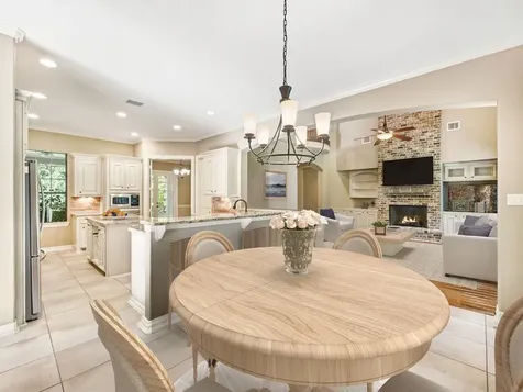 127 Leah Drive Montgomery TX 77316
