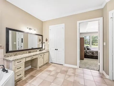 127 Leah Drive Montgomery TX 77316