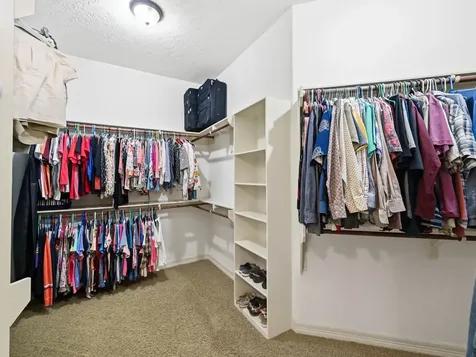 127 Leah Drive Montgomery TX 77316