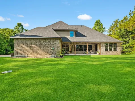 127 Leah Drive Montgomery TX 77316