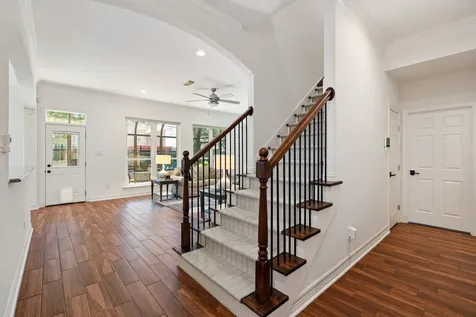 4313 Dorothy Street Bellaire TX 77401