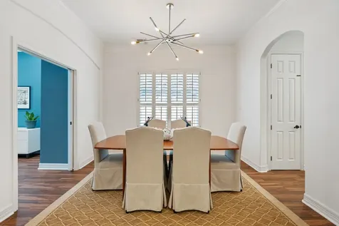 4313 Dorothy Street Bellaire TX 77401