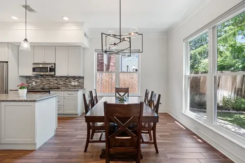 4313 Dorothy Street Bellaire TX 77401