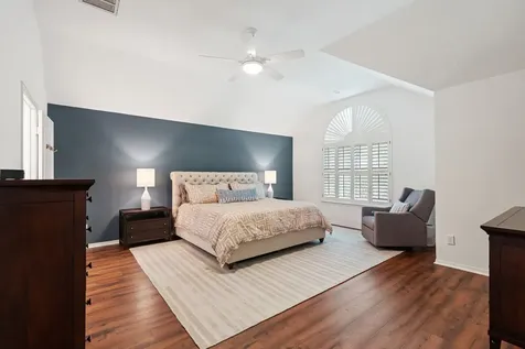 4313 Dorothy Street Bellaire TX 77401