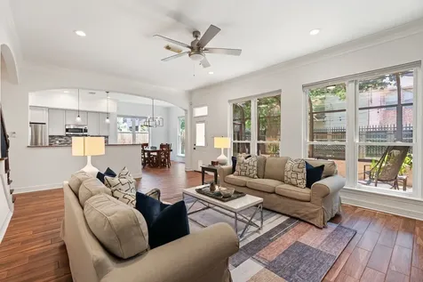 4313 Dorothy Street Bellaire TX 77401