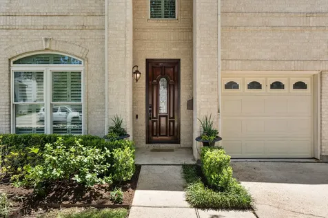 4313 Dorothy Street Bellaire TX 77401