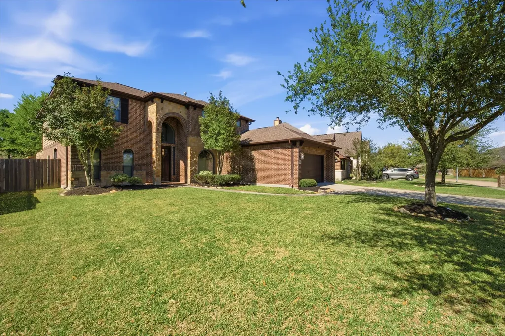 11014 Sir Alex Drive Tomball TX 77375