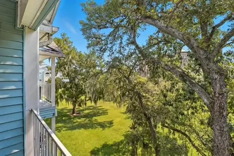 18617 Egret Bay Boulevard 702 Webster TX 77058