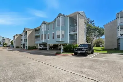 18617 Egret Bay Boulevard 702 Webster TX 77058
