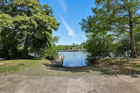 18617 Egret Bay Boulevard 702 Webster TX 77058