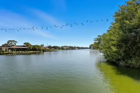 18617 Egret Bay Boulevard 702 Webster TX 77058