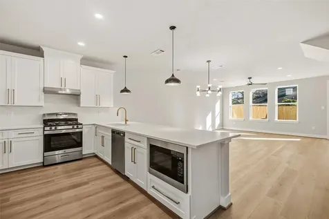 3422 Elser Street Houston TX 77009