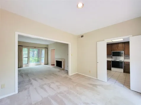 11711 Memorial Drive 565 Houston TX 77024