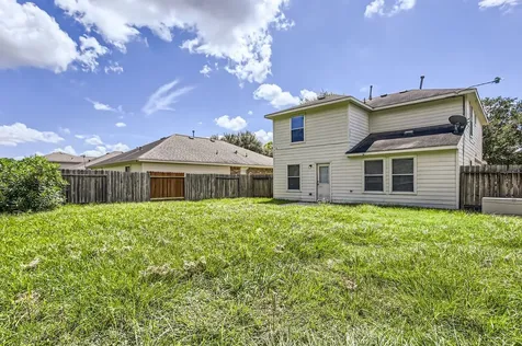 11746 Elizabeth Court Pinehurst TX 77362