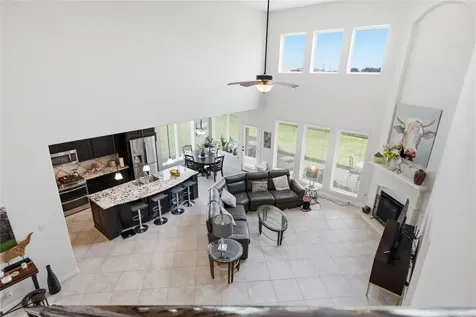 1813 Emerald Trace Lane Pearland TX 77584