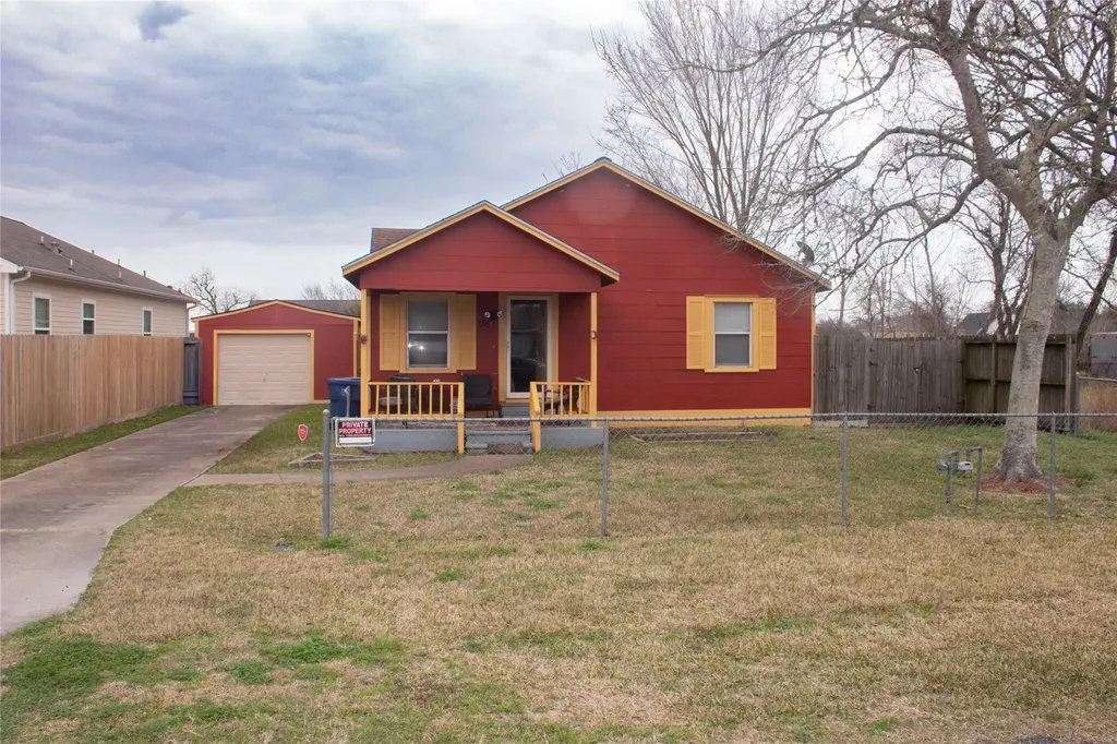 138 S Pecan Drive Texas City TX 77591