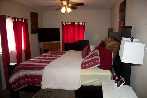 138 S Pecan Drive Texas City TX 77591