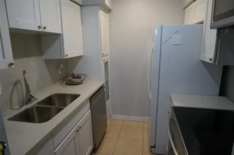 8427 Hearth Drive 6 Houston TX 77054