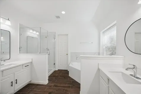 11811 Keswick Pines Lane Houston TX 77066