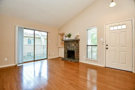 3500 Tangle Brush Drive 14 The Woodlands TX 77381