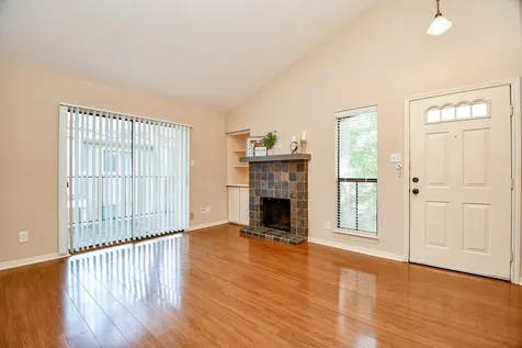 3500 Tangle Brush Drive 14 The Woodlands TX 77381