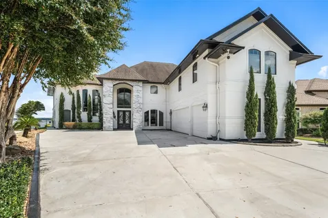 2500 Sand Shore Drive Conroe TX 77304