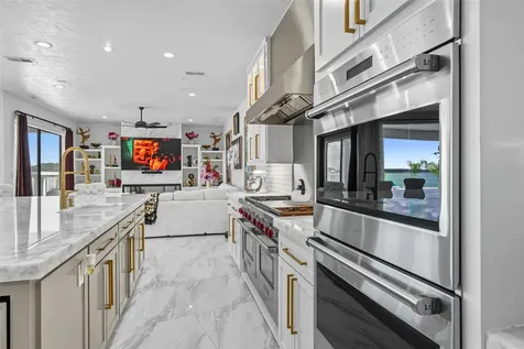 2500 Sand Shore Drive Conroe TX 77304