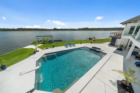 2500 Sand Shore Drive Conroe TX 77304