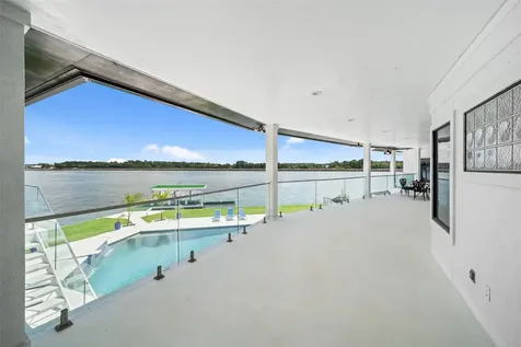2500 Sand Shore Drive Conroe TX 77304