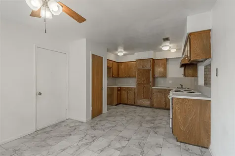 114 Timberline Drive Huntsville TX 77320
