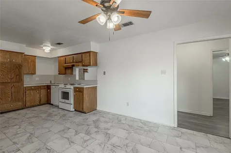 114 Timberline Drive Huntsville TX 77320