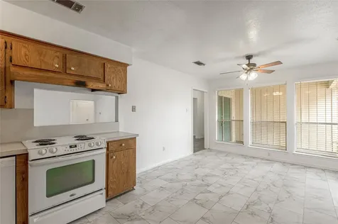 114 Timberline Drive Huntsville TX 77320