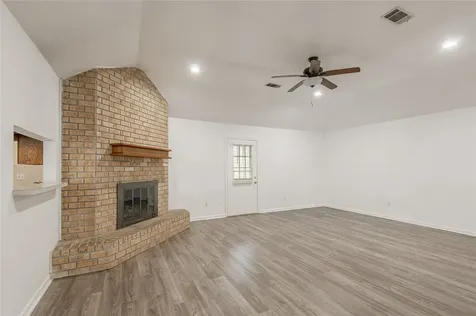 114 Timberline Drive Huntsville TX 77320