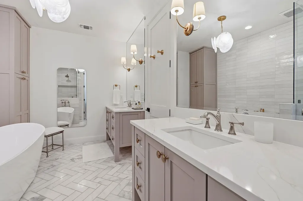 5823 Trailridge Drive Austin TX 78731