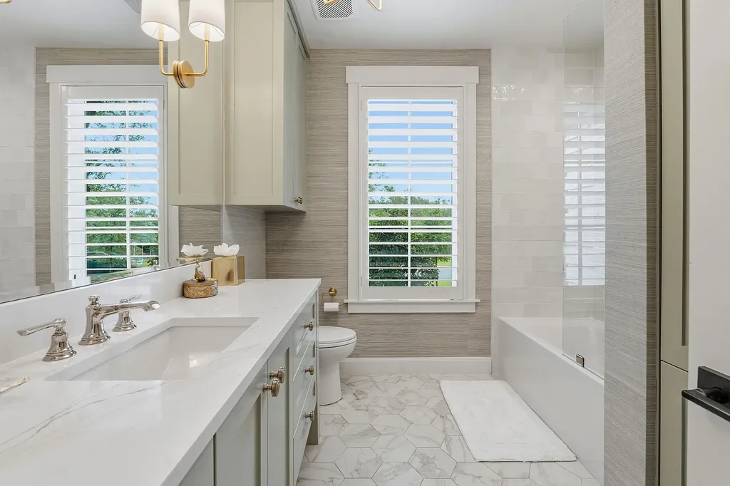 5823 Trailridge Drive Austin TX 78731