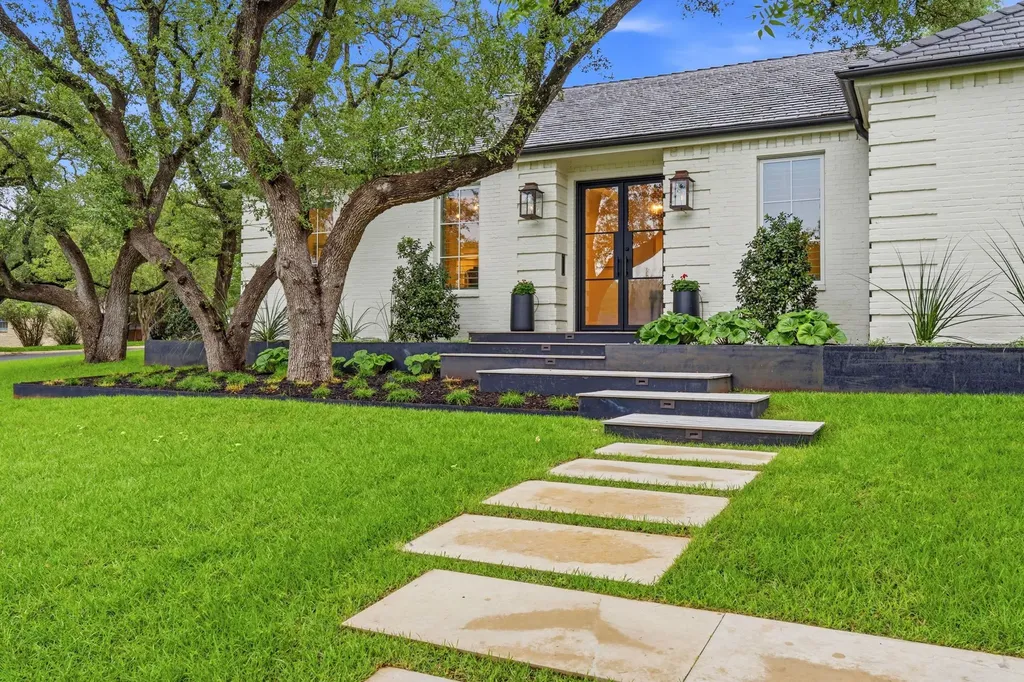 5823 Trailridge Drive Austin TX 78731