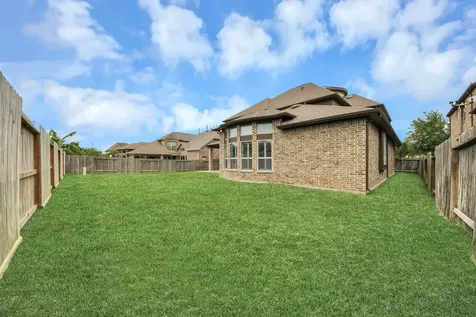 2202 Texoma Bend Lane Friendswood TX 77546