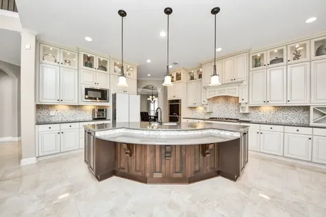 2202 Texoma Bend Lane Friendswood TX 77546
