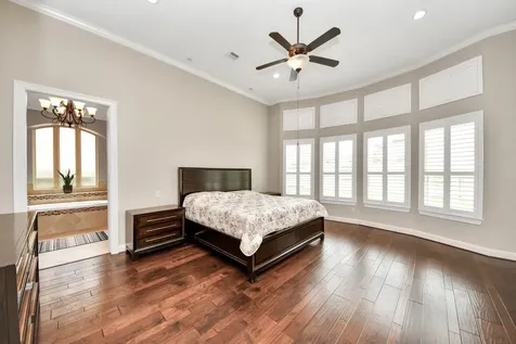 2202 Texoma Bend Lane Friendswood TX 77546