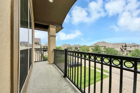 2202 Texoma Bend Lane Friendswood TX 77546