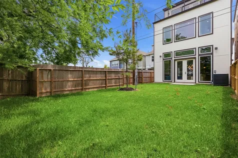1525 Caywood Lane D Houston TX 77055